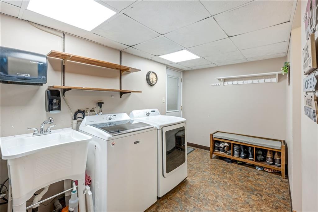 104 Wildwood Road Midland, PA 15059 - Photo 23 of 38 Gallery Image 23