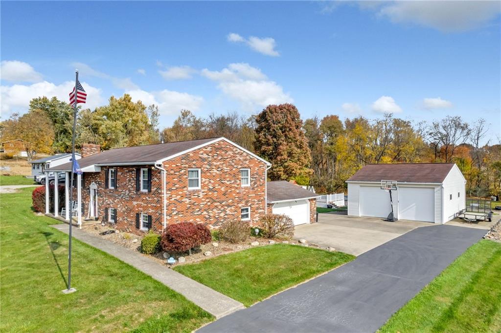 104 Wildwood Road Midland, PA 15059 - Photo 4 of 38 Gallery Image 4