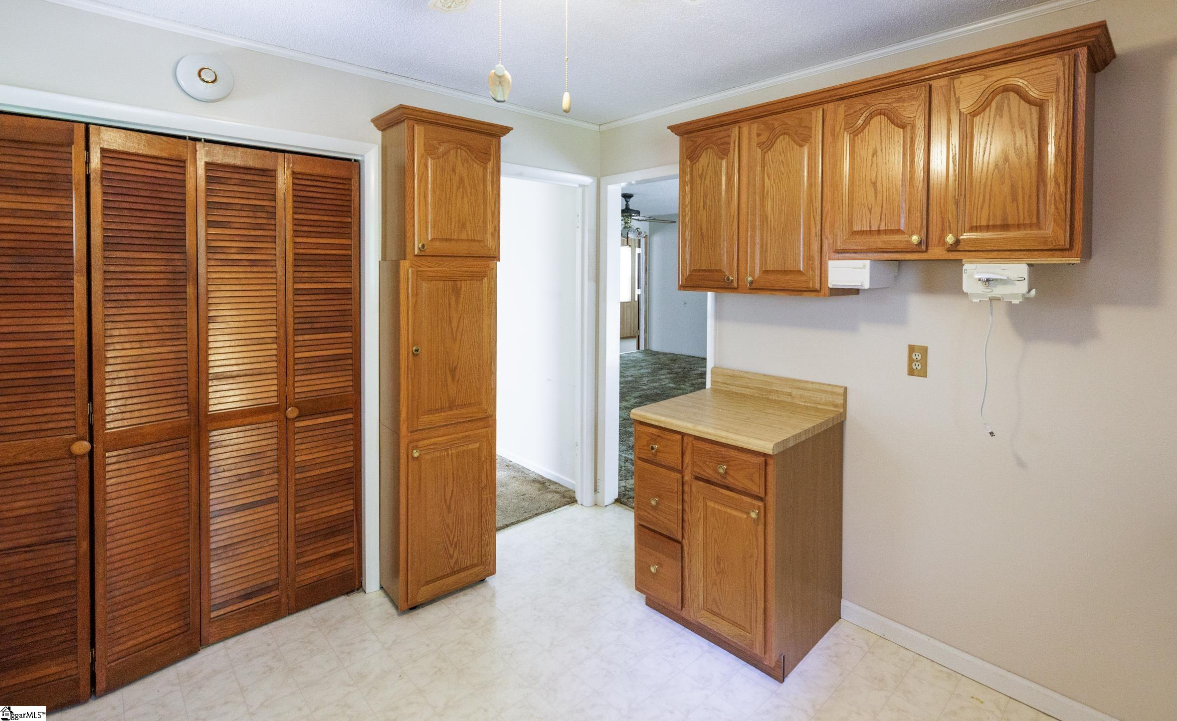 329 Berry Road Pelzer, SC 29669 - Photo 16 of 38