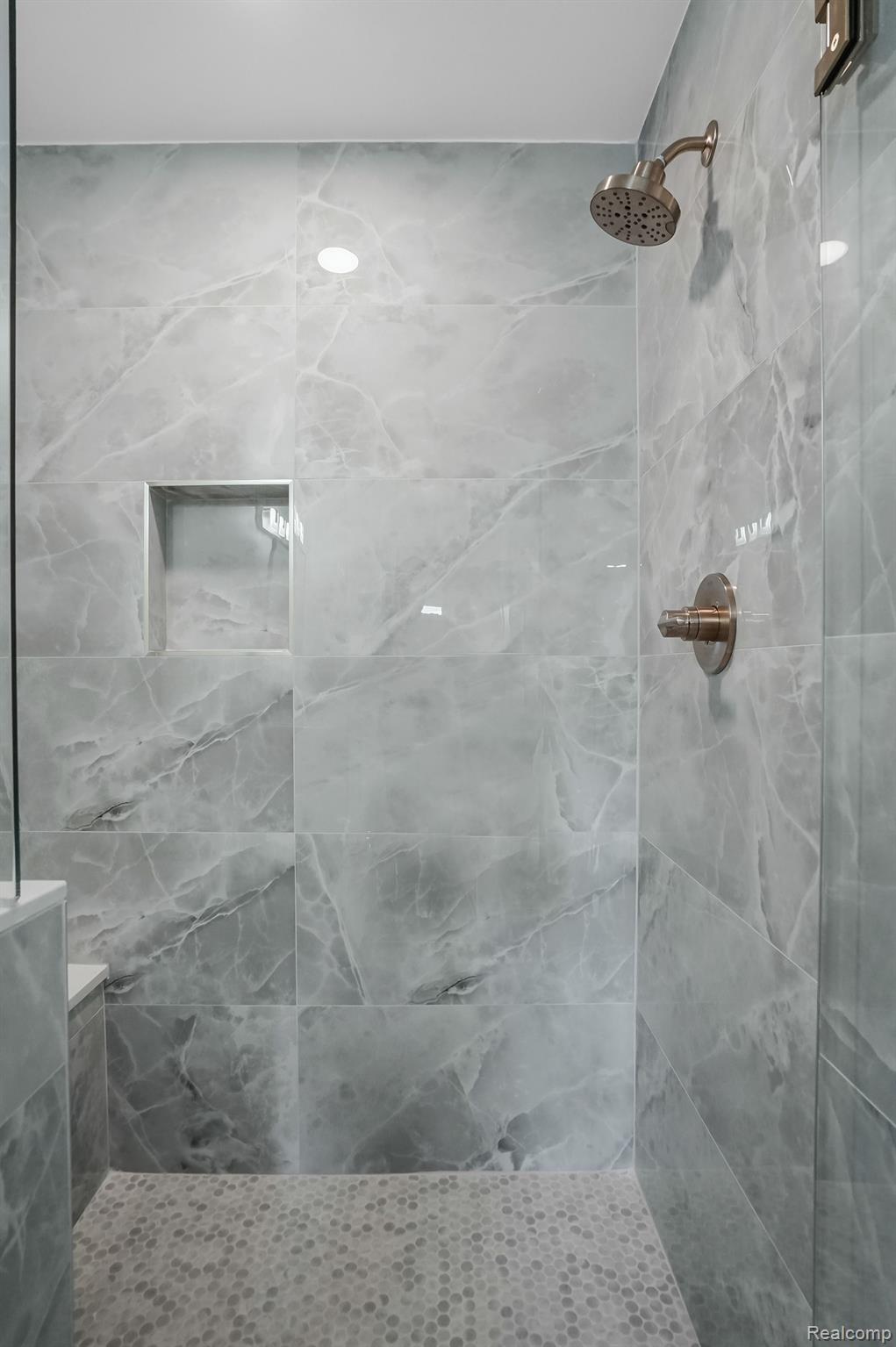 3815 Kent Road Royal Oak, MI 48073 - Photo 59 of 71 Gallery Image 59