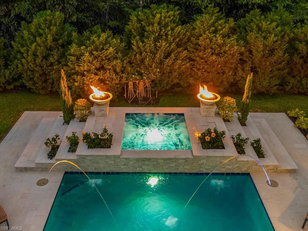 624 Ridge Drive Naples, FL 34108 - Photo 4 of 50