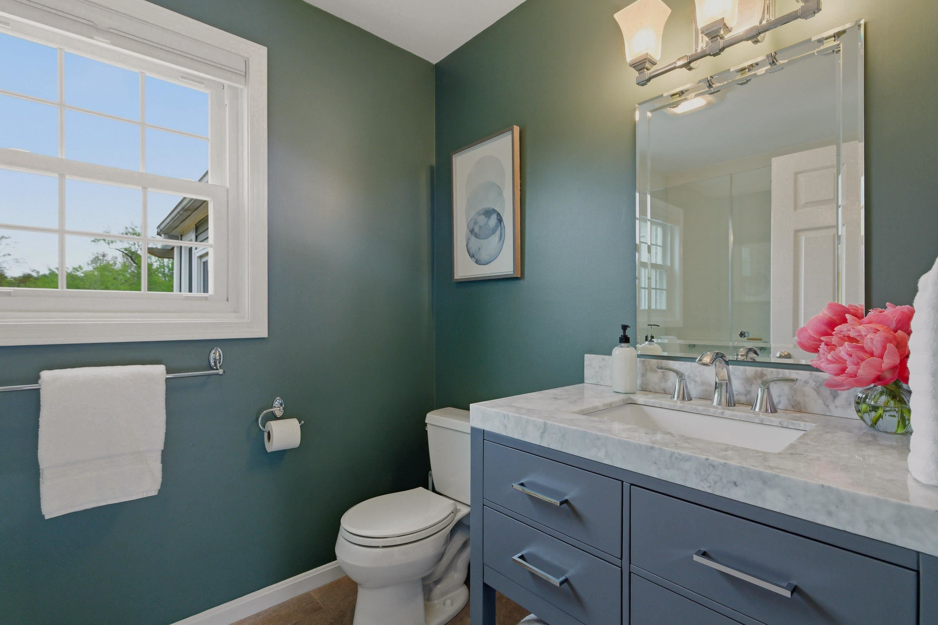 95 Willowbrook Avenue Stratham, NH 03885 - Photo 17 of 58