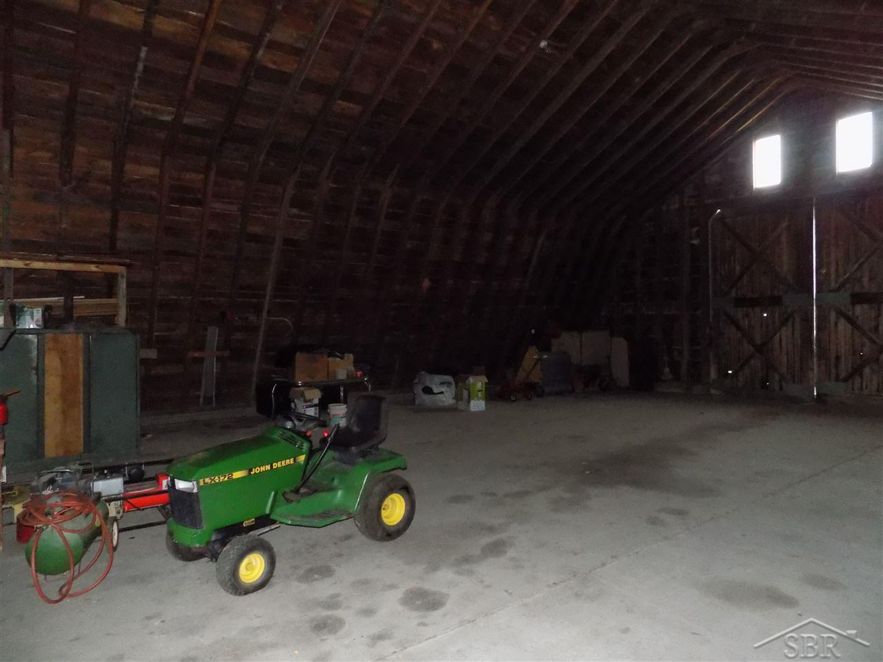 11121 East Washington Road Reese, MI 48757 - Photo 20 of 25 31394281-19.JPG