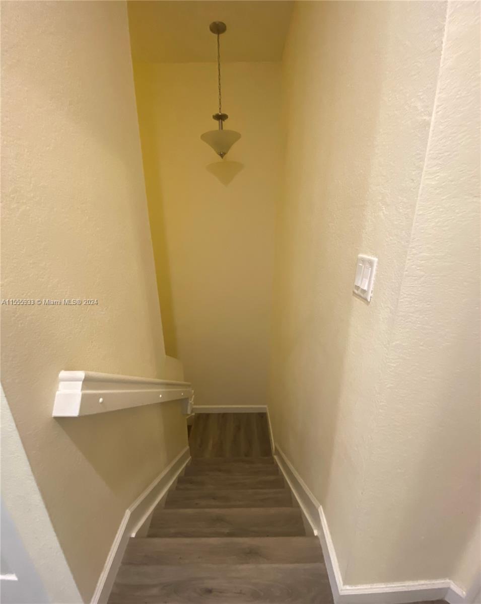 11430 Southwest 252nd Terrace Homestead, FL 33032 - Photo 23 of 66 Gallery Image 23