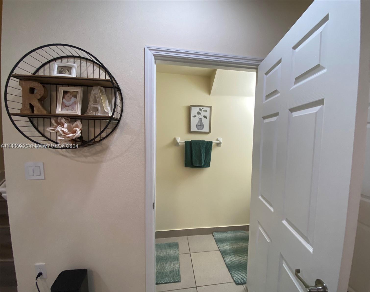 11430 Southwest 252nd Terrace Homestead, FL 33032 - Photo 8 of 66 Gallery Image 8