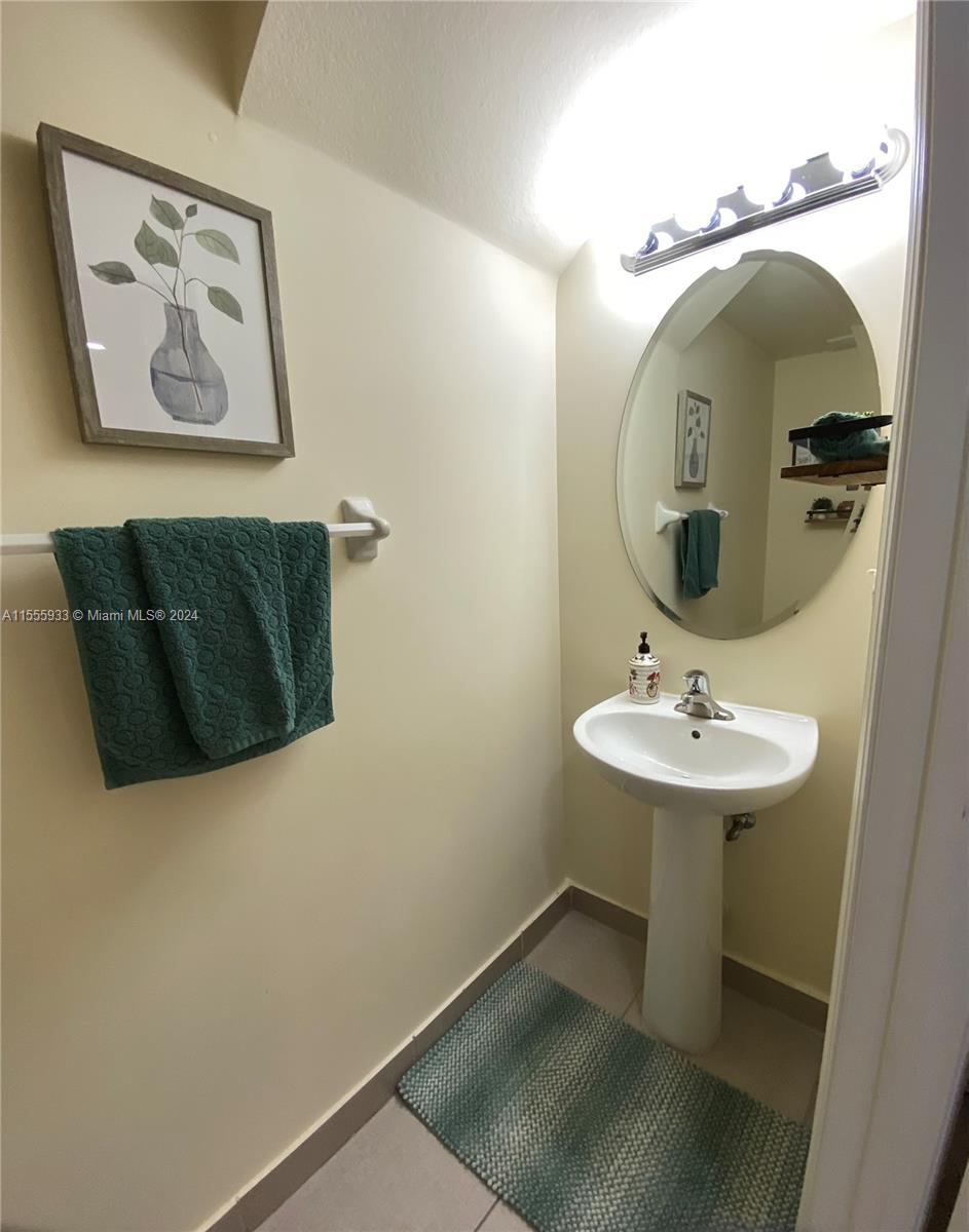 11430 Southwest 252nd Terrace Homestead, FL 33032 - Photo 10 of 66 Gallery Image 10