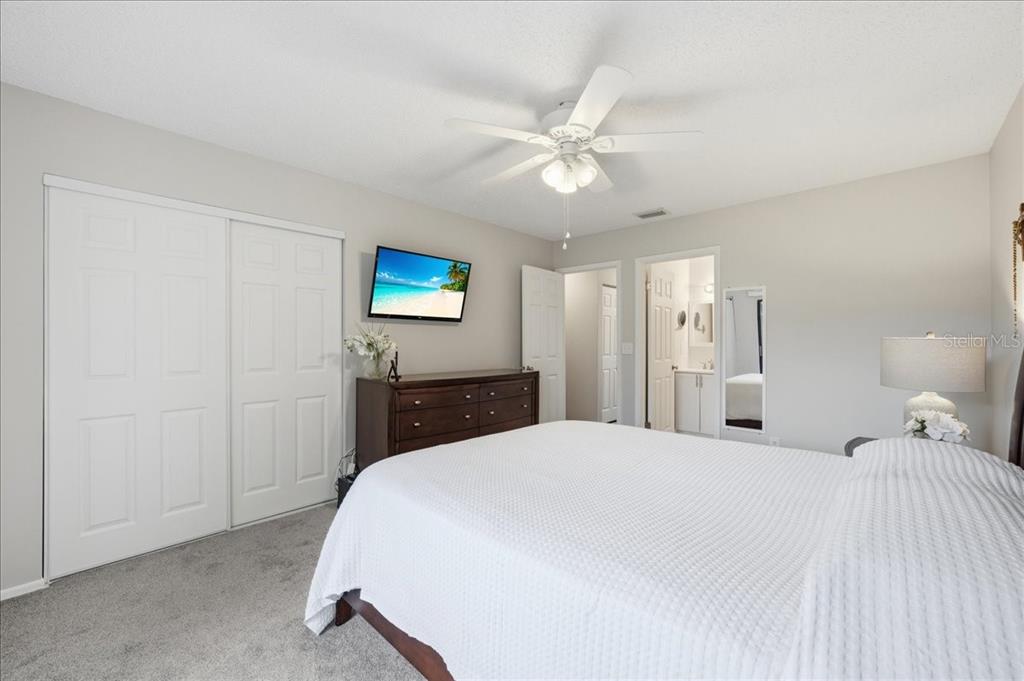 1453 Highland Ridge Circle Brandon, FL 33510 - Photo 24 of 46 Gallery Image 24