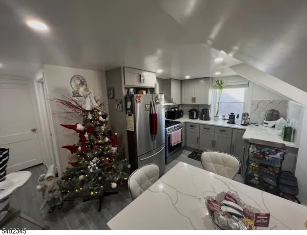 $2,300 | 28 Linden Avenue, Kearny, NJ 07032