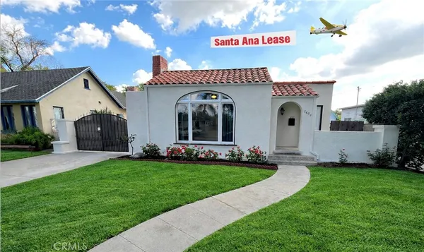 $4,000 | 1407 South Ross Street, Santa Ana, CA 92707