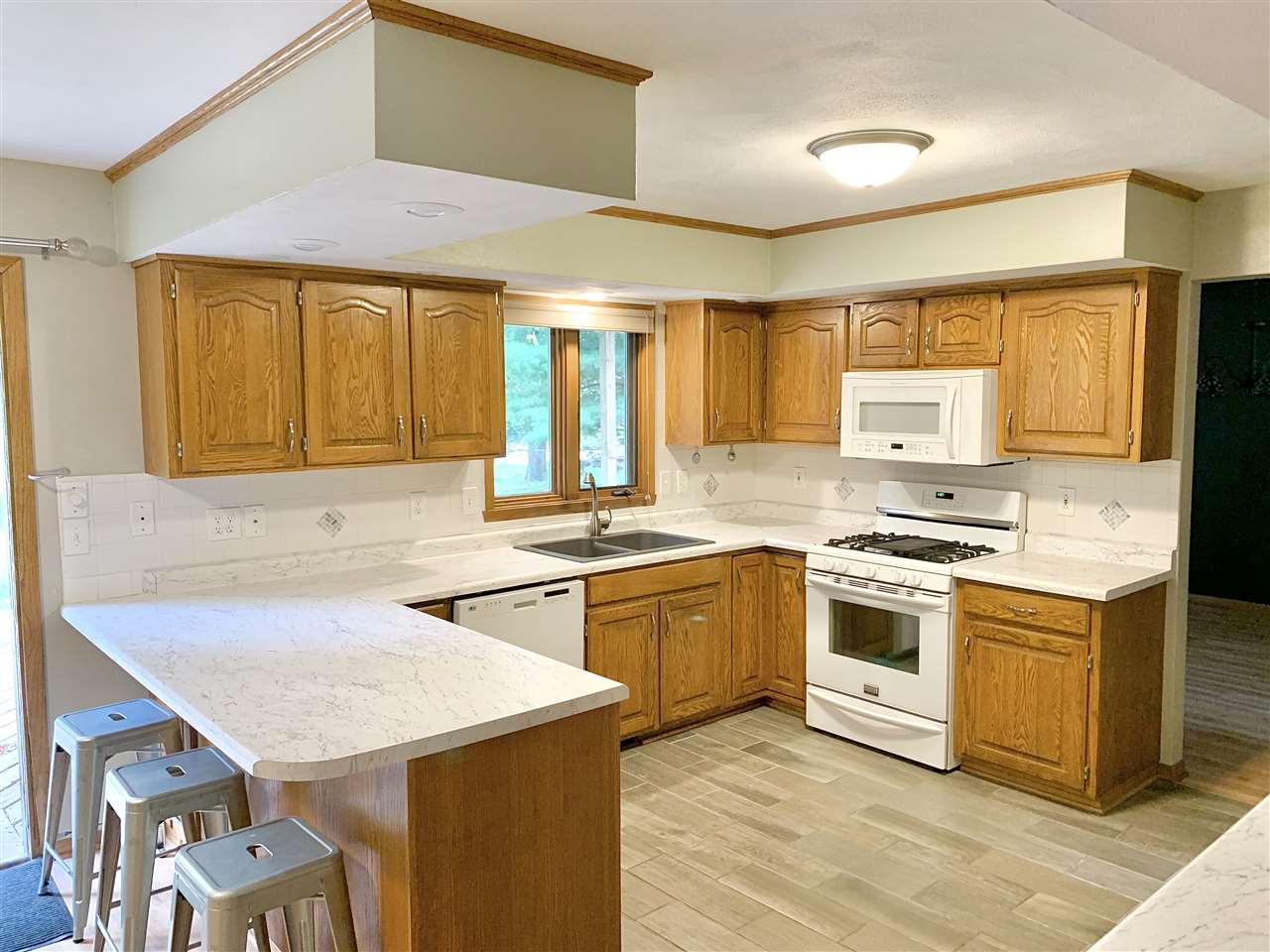 1524 Ridgeline Road Rockton, IL 61072 - Photo 11 of 25 Gallery Image 11