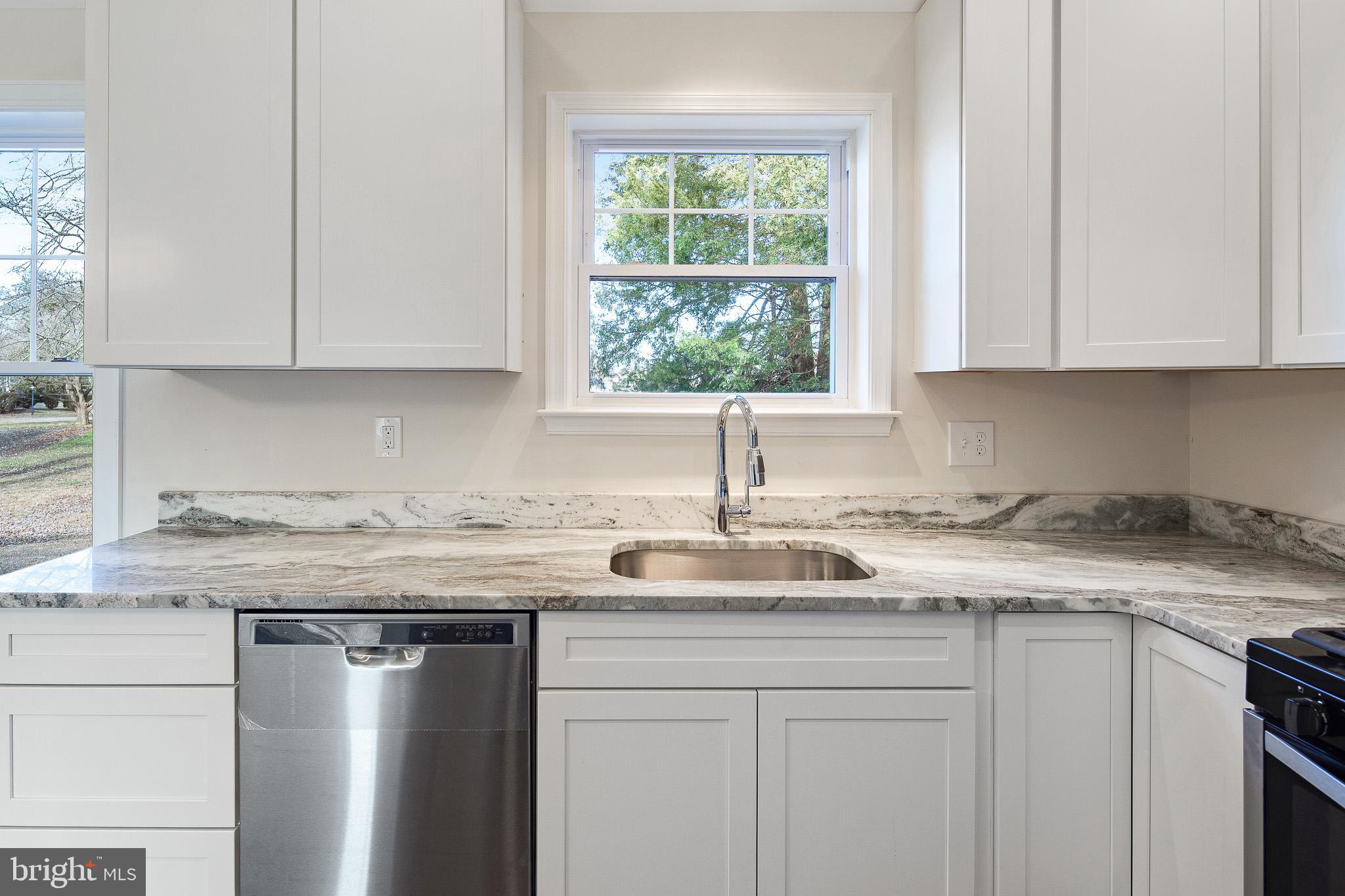 464 Three Bridge Road Newfield, NJ 08344 - Photo 13 of 41 Kitchen