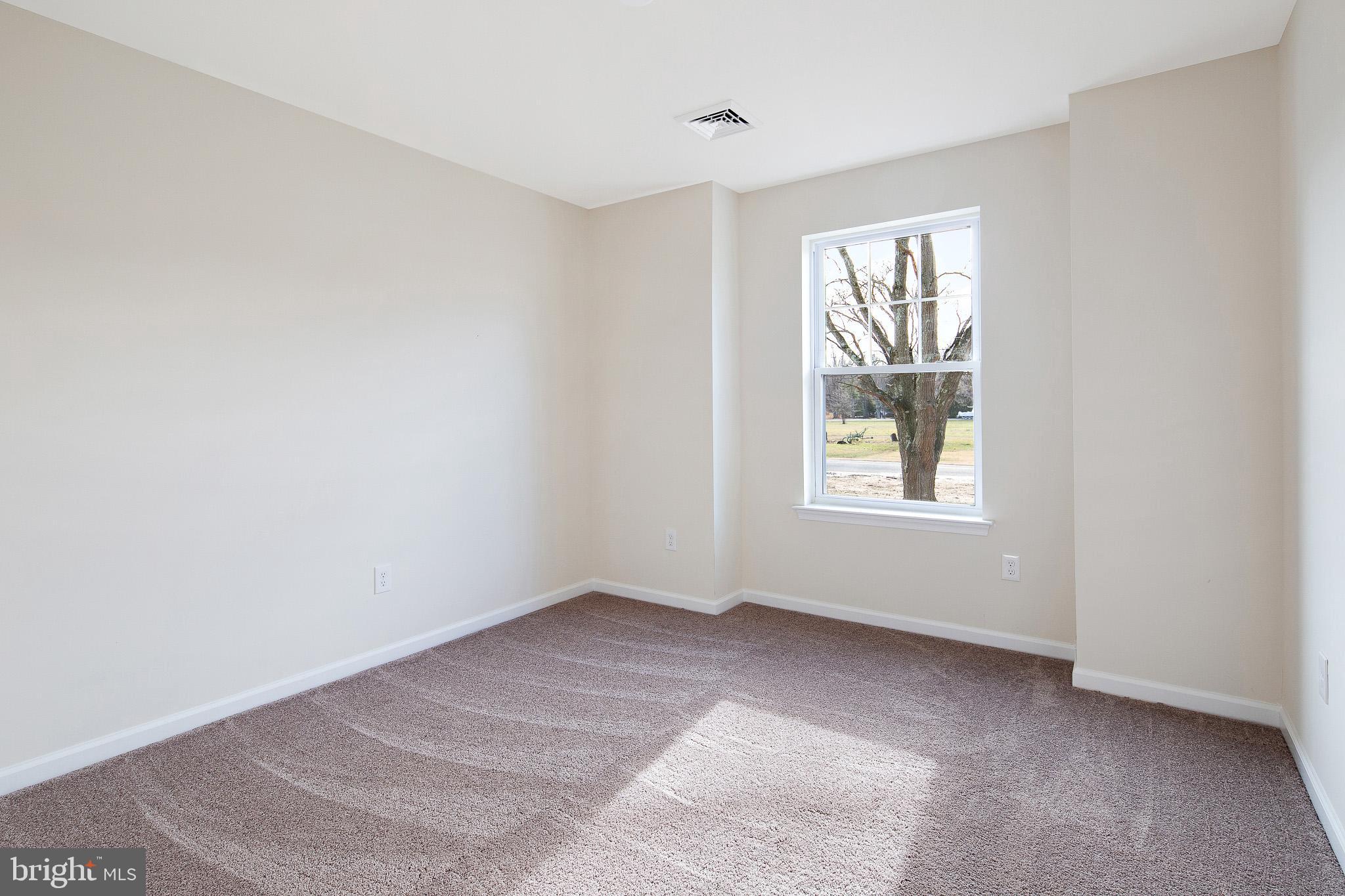 464 Three Bridge Road Newfield, NJ 08344 - Photo 23 of 41 Bedroom 2
