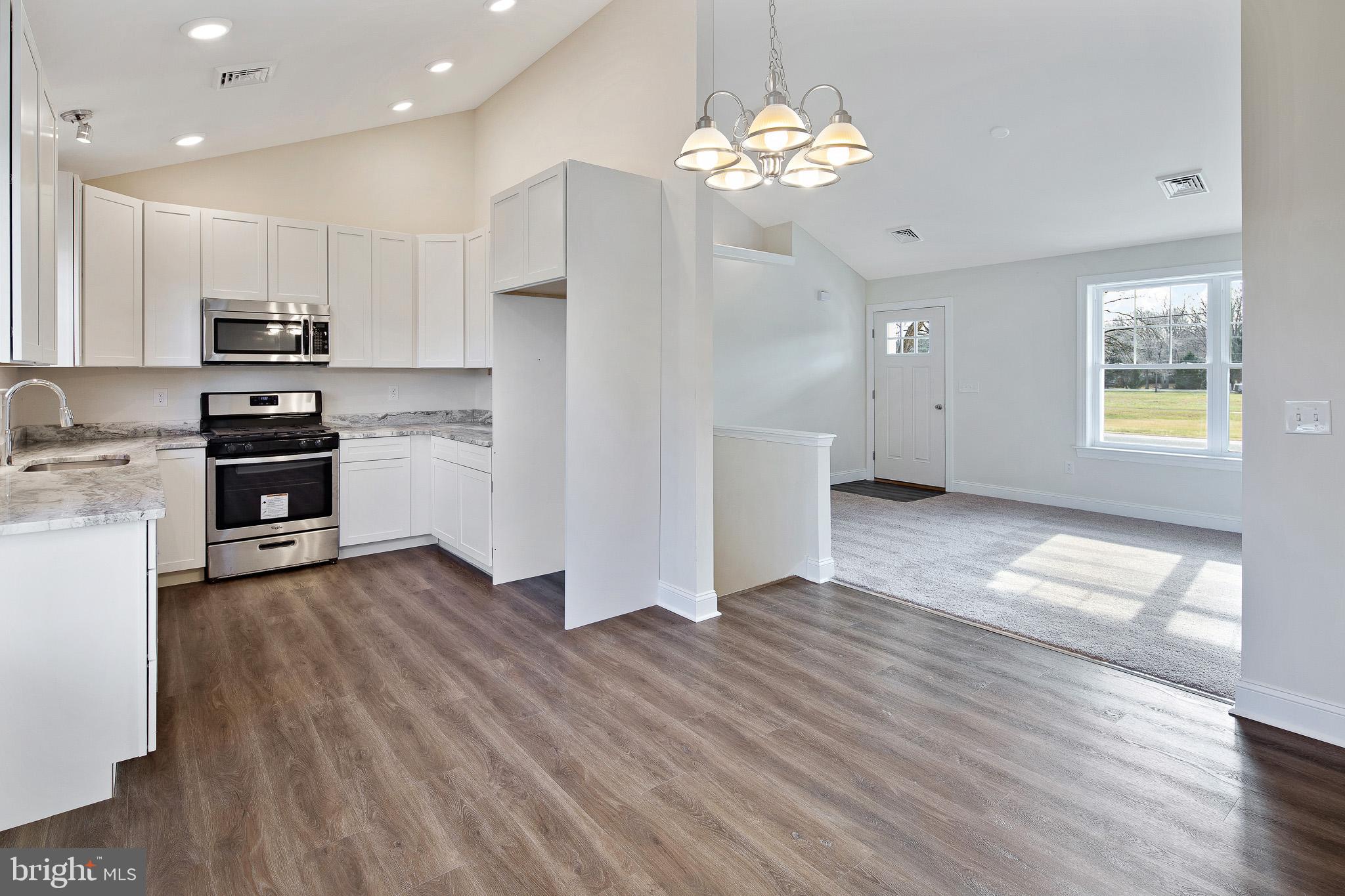 464 Three Bridge Road Newfield, NJ 08344 - Photo 5 of 41 Kitchen