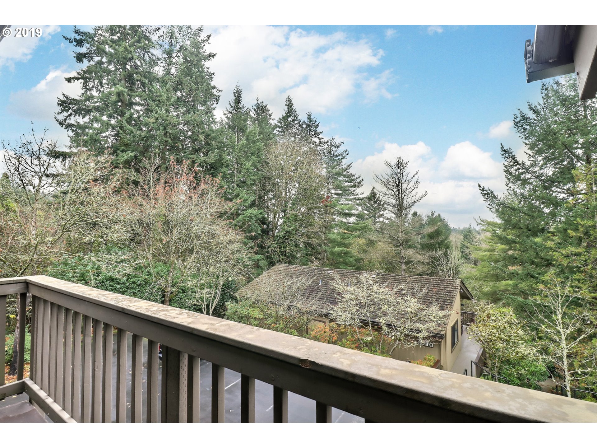 7748 Southwest Barnes Road, Unit B Portland, OR 97225 - Photo 18 of 24 Gallery Image 18