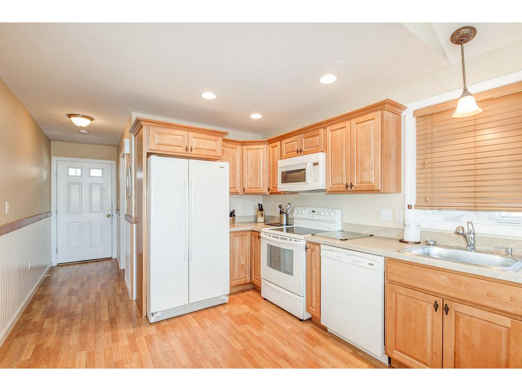 17 Rocky Ridge Road Windham, NH 03087 - Photo 2 of 28