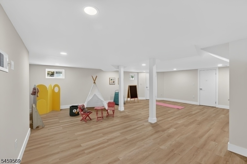 909 Ridgewood Road Millburn, NJ 07041 - Photo 22 of 33 Gallery Image 22