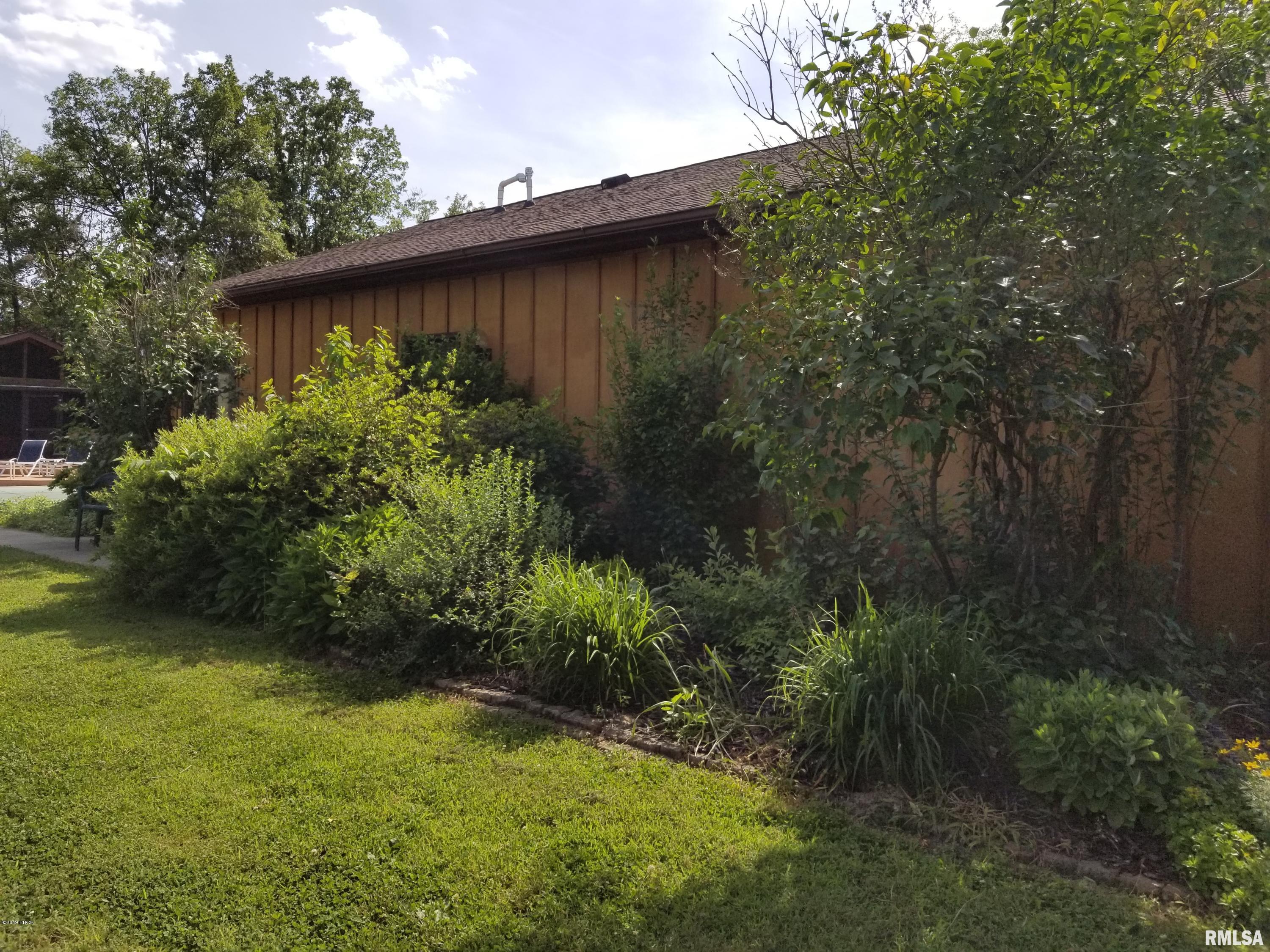 8736 East Casey Pike Road Mount Vernon, IL 62864 - Photo 38 of 47