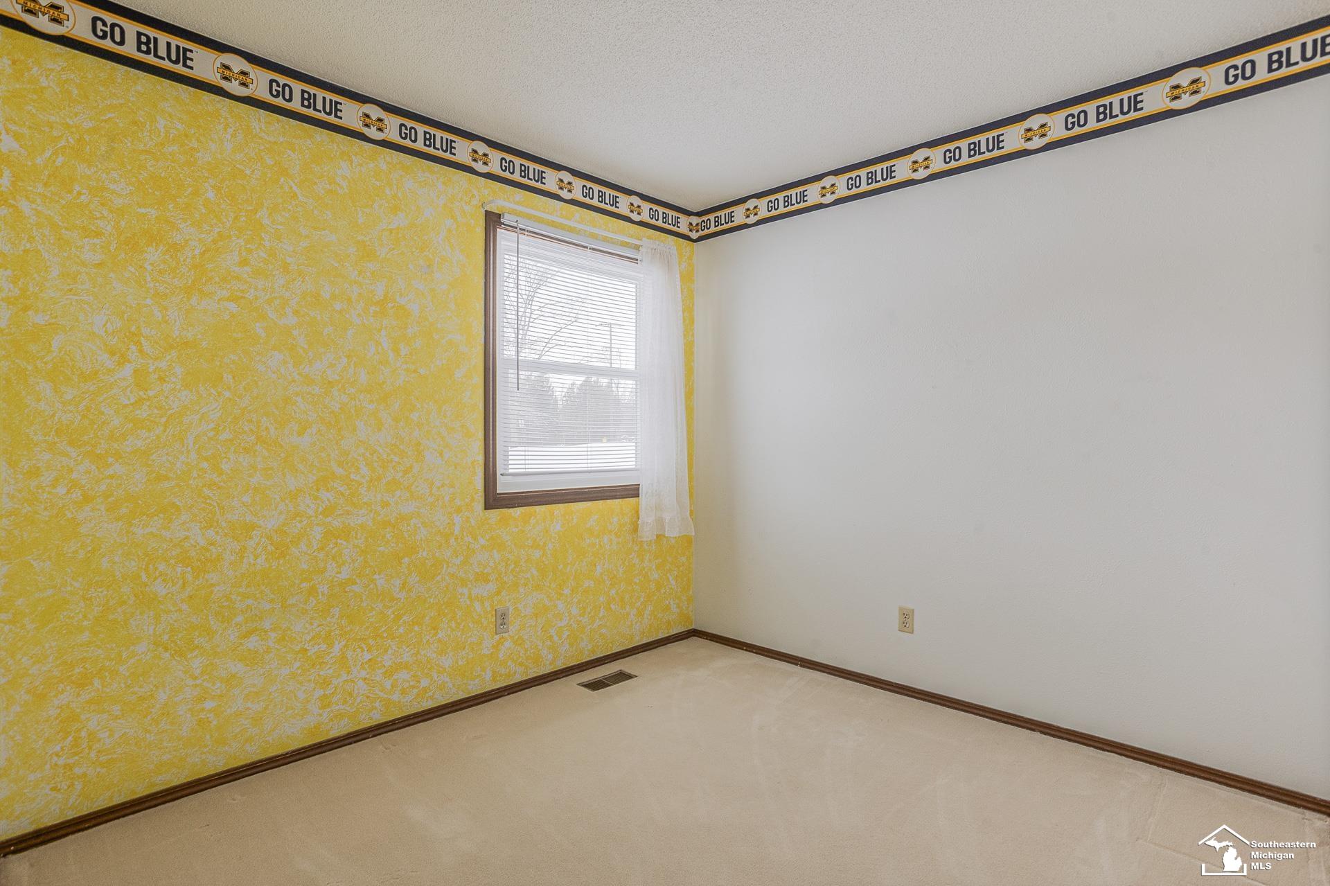 7712 Summerfield Road Lambertville, MI 48144 - Photo 28 of 30 50166602-bfe74516-a05f-43f8-8b05-e51b9b9a597b.JPG