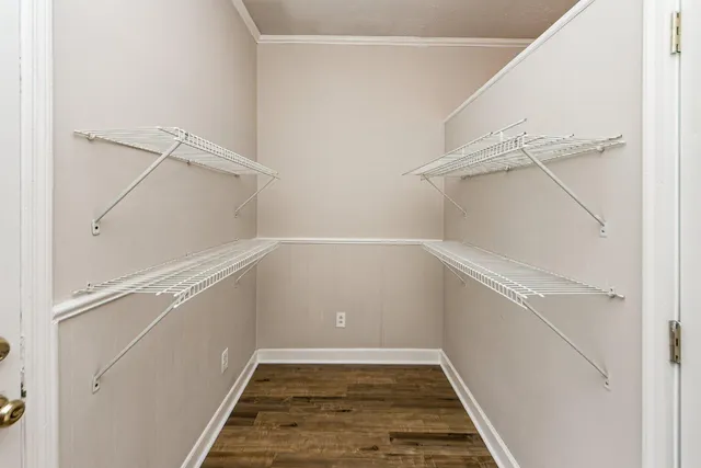 $2,800 | 1010 Yorktown Drive, Charleston, SC 29412