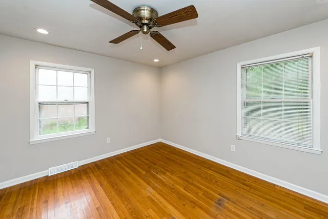 $2,800 | 1010 Yorktown Drive, Charleston, SC 29412