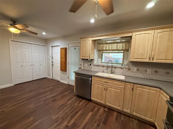 $2,495 | 933 Tupelo Drive, Coppell, TX 75019