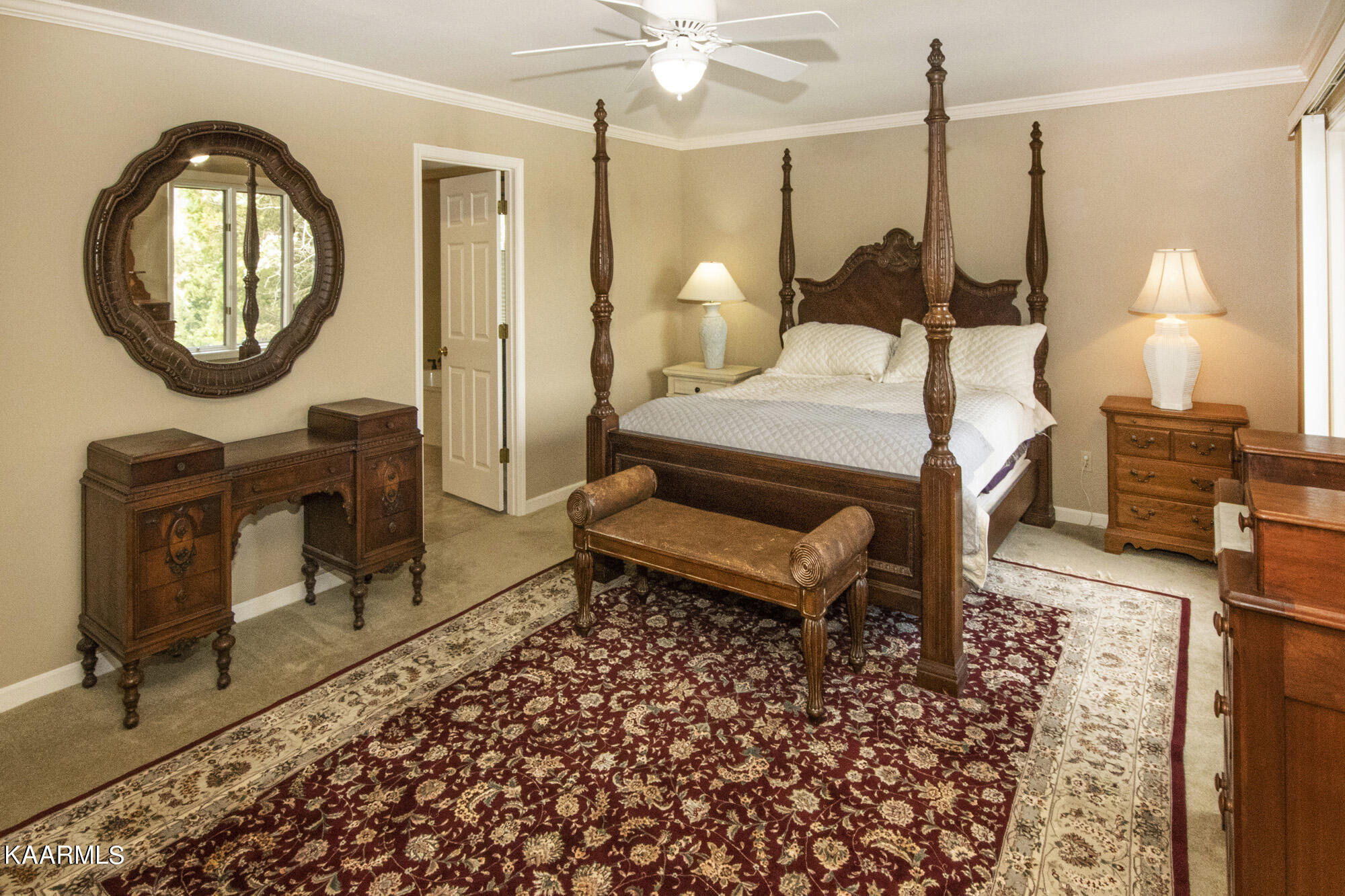 156 Inagehi Way Loudon, TN 37774 - Photo 18 of 39 Very Spacious Room!