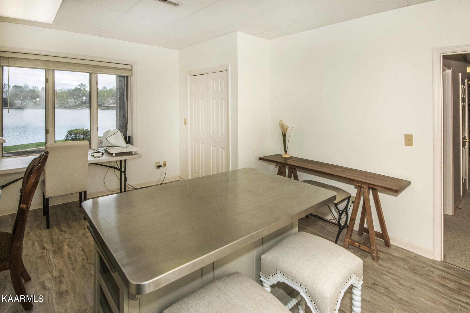 156 Inagehi Way Loudon, TN 37774 - Photo 31 of 39 Bedroom 4/Craft Room with Views!