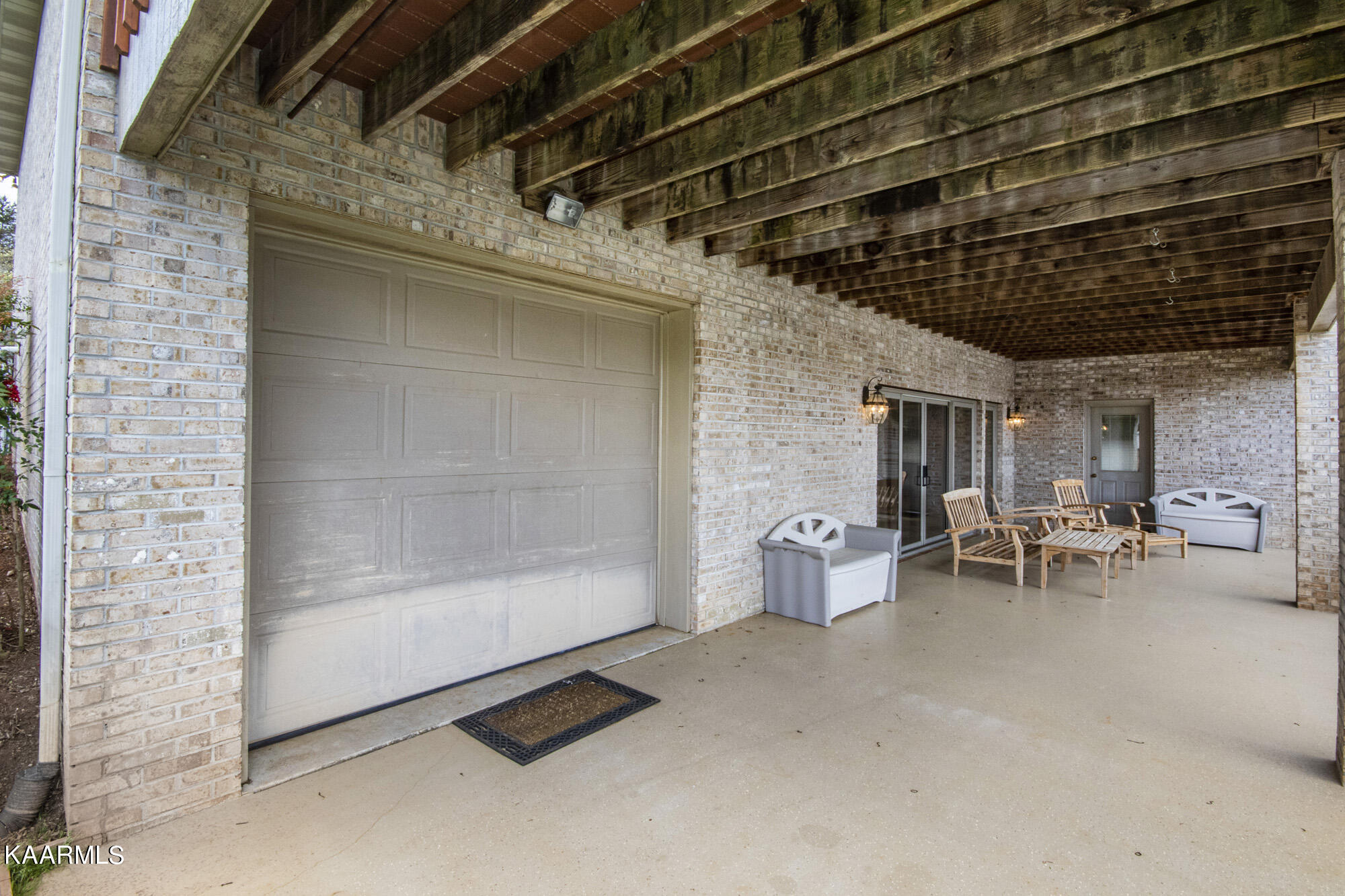 156 Inagehi Way Loudon, TN 37774 - Photo 33 of 39 Garage Door for Easy Lake Toy Storage!