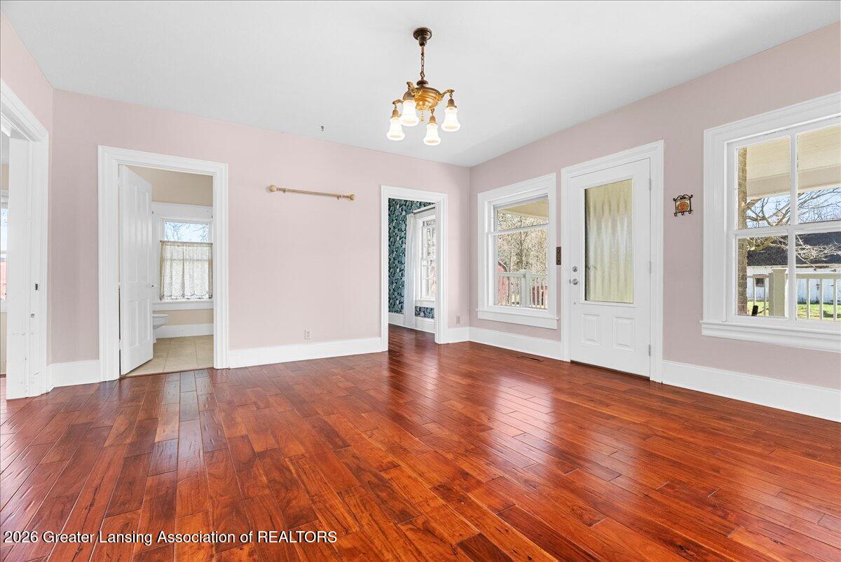 8410 Beardslee Road Owosso, MI 48867 - Photo 8 of 68 14-Media Jett - 14
