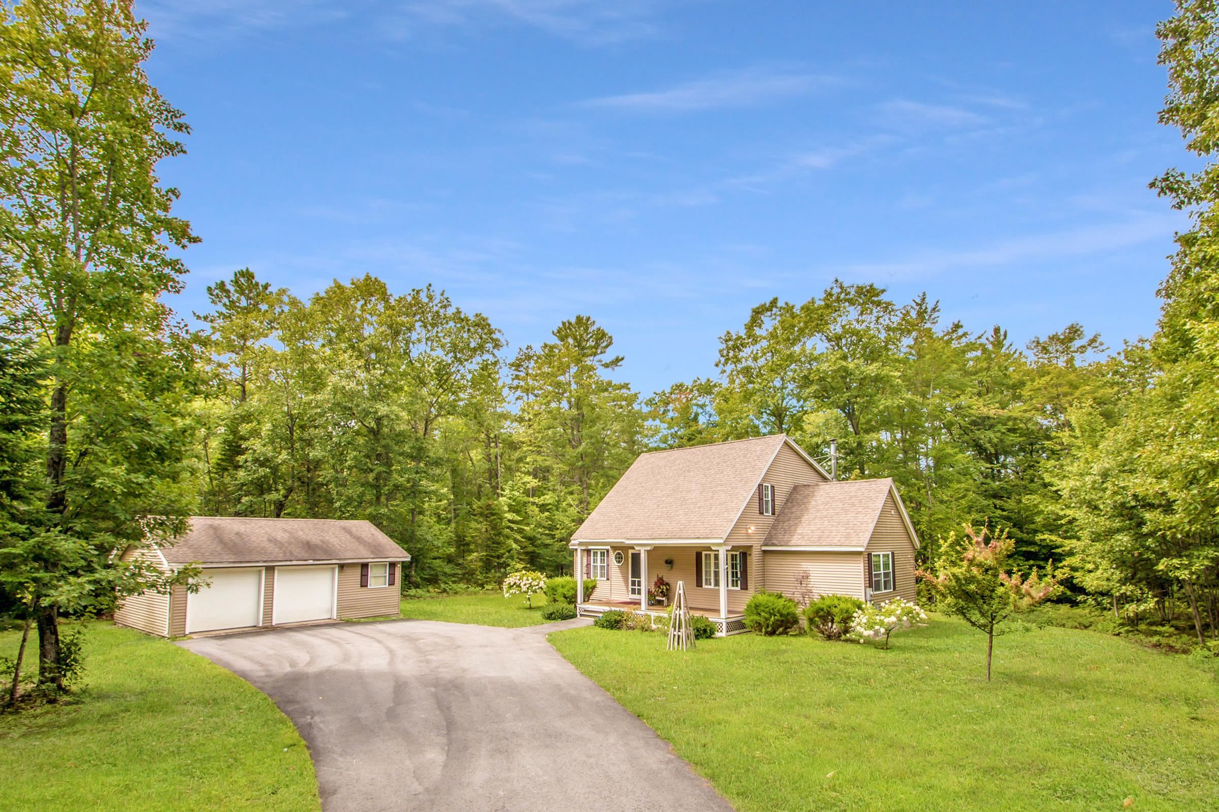242 Old Mill Road Conway, NH 03813 - Photo 1 of 35