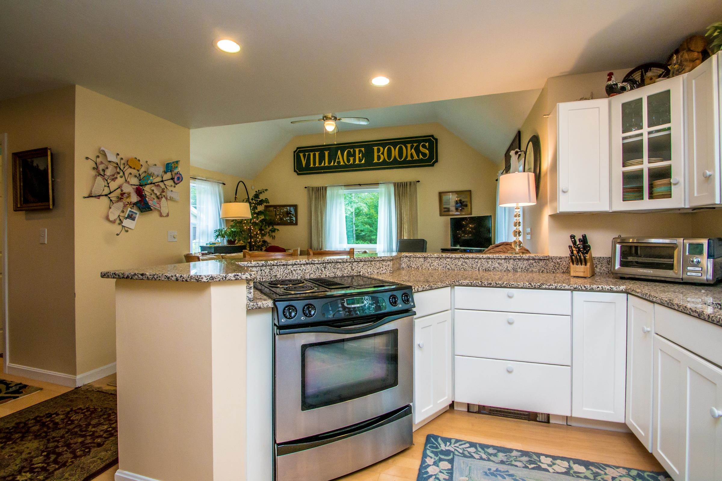 242 Old Mill Road Conway, NH 03813 - Photo 7 of 35