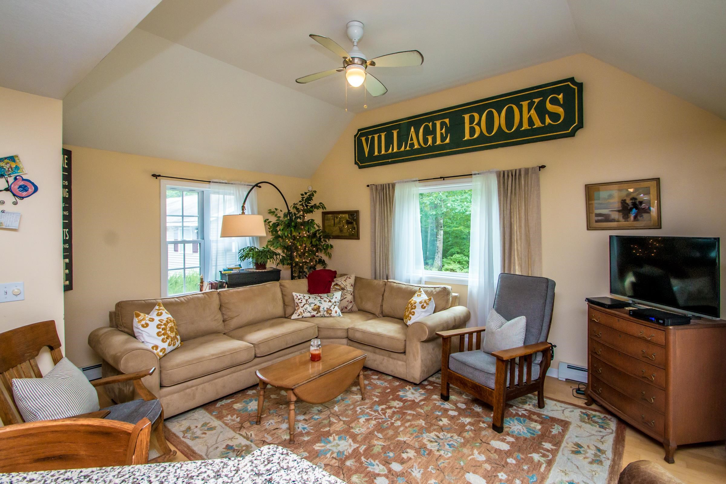 242 Old Mill Road Conway, NH 03813 - Photo 8 of 35
