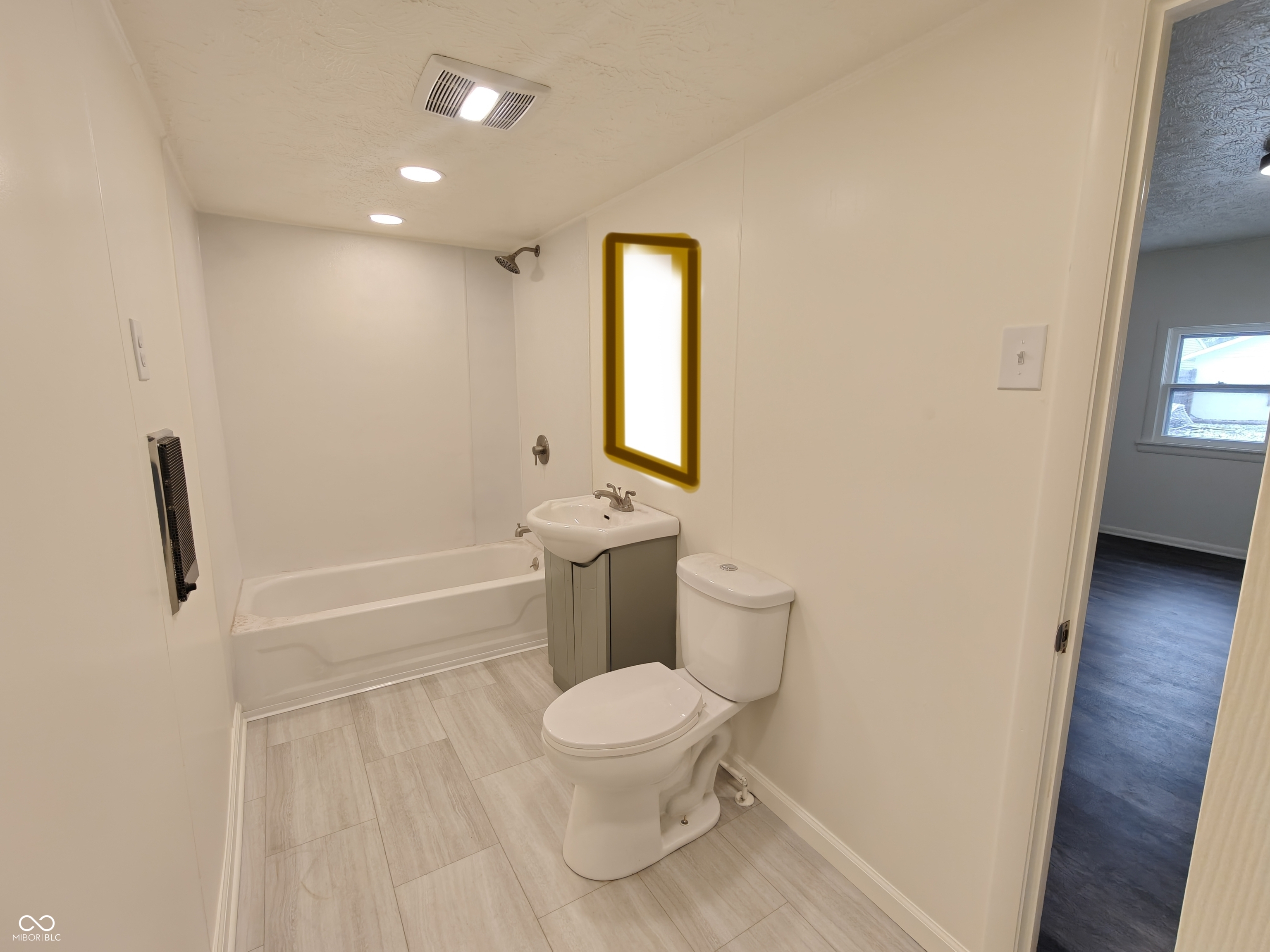 734 Main Street Shelbyville, IN 46176 - Photo 11 of 26