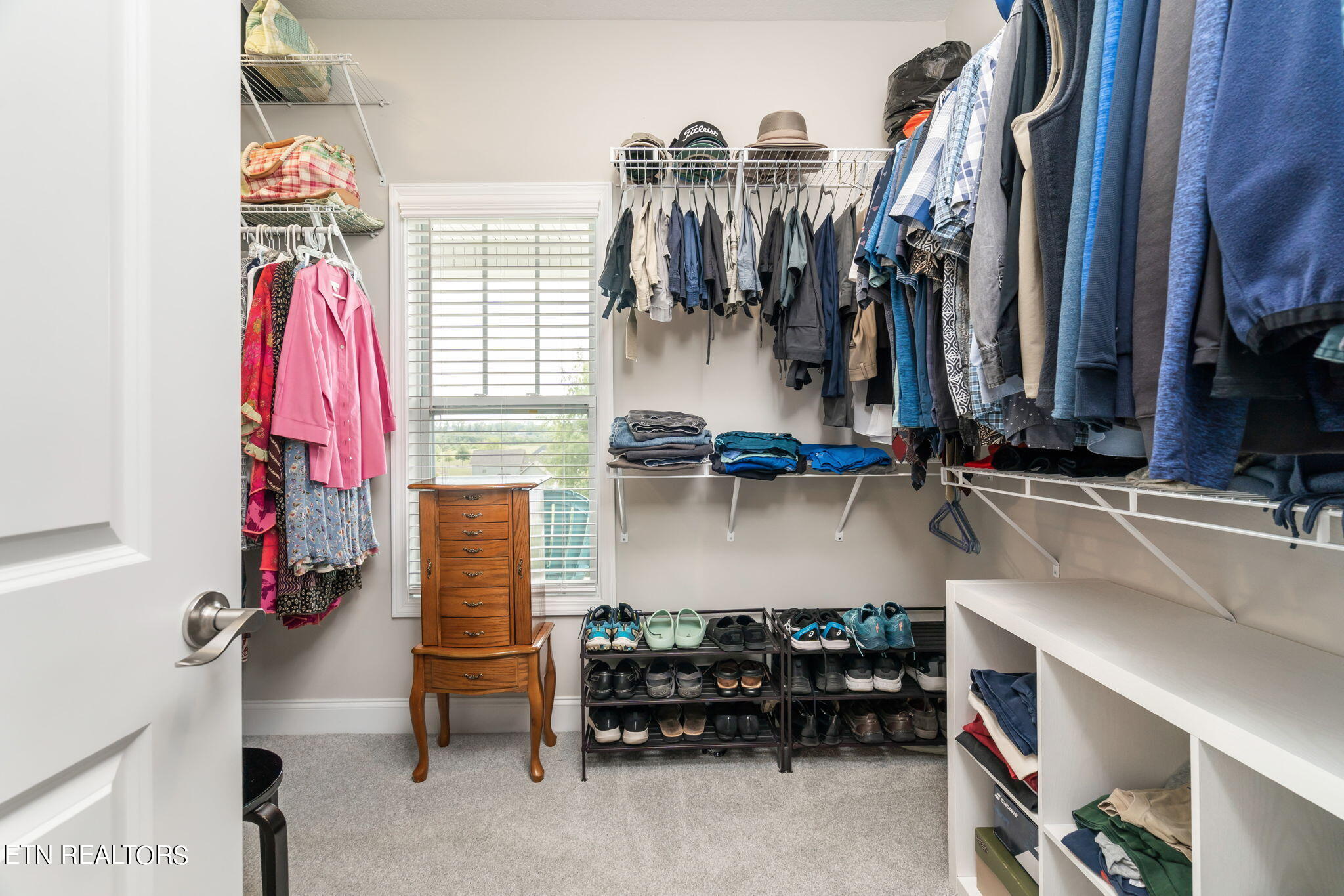 102 Mistletoeberry Road Oak Ridge, TN 37830 - Photo 19 of 60 Walk In Closet