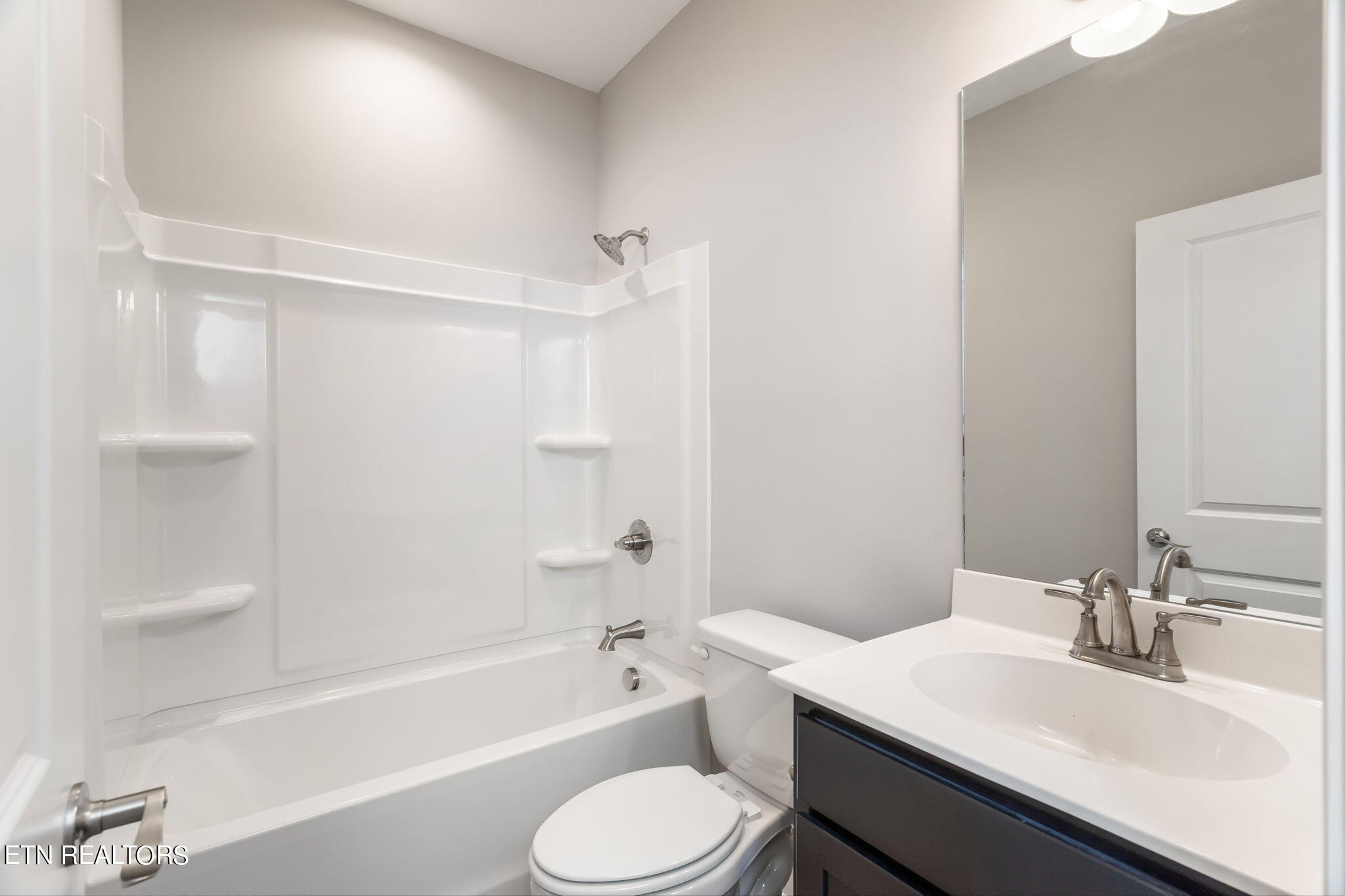 102 Mistletoeberry Road Oak Ridge, TN 37830 - Photo 22 of 60 Full Bath 2