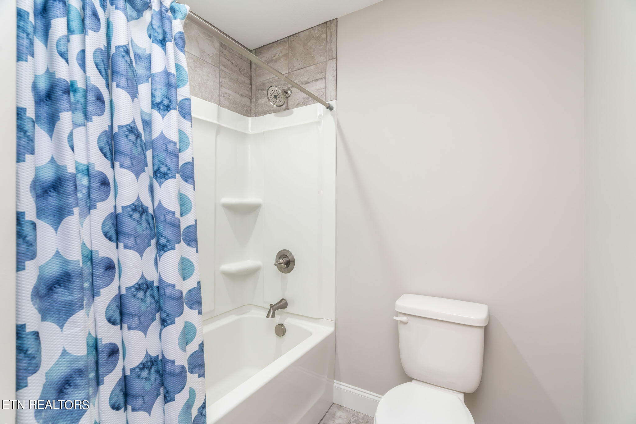 102 Mistletoeberry Road Oak Ridge, TN 37830 - Photo 30 of 60 Full Bath 3