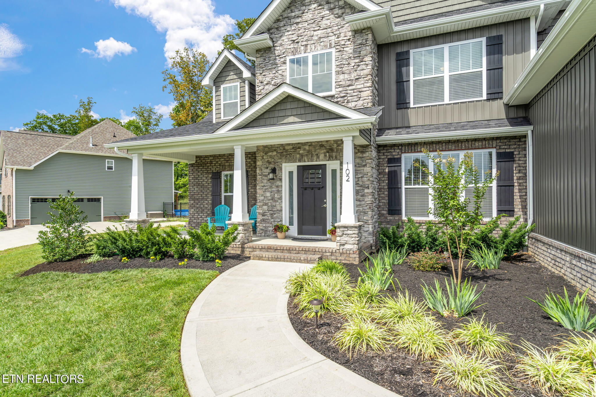 102 Mistletoeberry Road Oak Ridge, TN 37830 - Photo 5 of 60 102 Mistletoeberry Rd