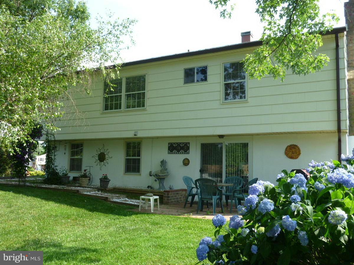 309 Janet Road Reisterstown, MD 21136 - Photo 21 of 22 Exterior (Rear)