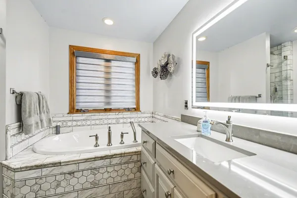 $629,900 | 6328 Summerhill Drive, Hudsonville, MI 49426