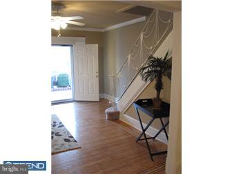 221 Huntley Road Upper Darby, PA 19082 - Photo 5 of 12 Living Room
