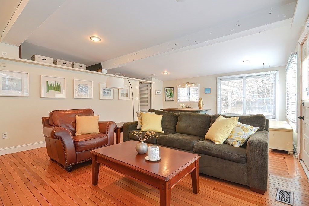 17 Stonebridge Road Wayland, MA 01778 - Photo 8 of 42