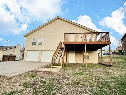 $425,000 | 121 Hillwood Drive, Hendersonville, TN 37075