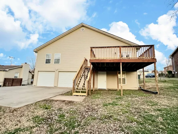 $397,900 | 121 Hillwood Drive, Hendersonville, TN 37075