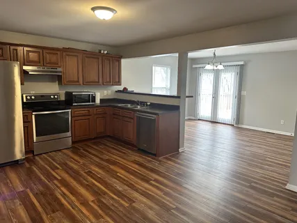 $425,000 | 121 Hillwood Drive, Hendersonville, TN 37075