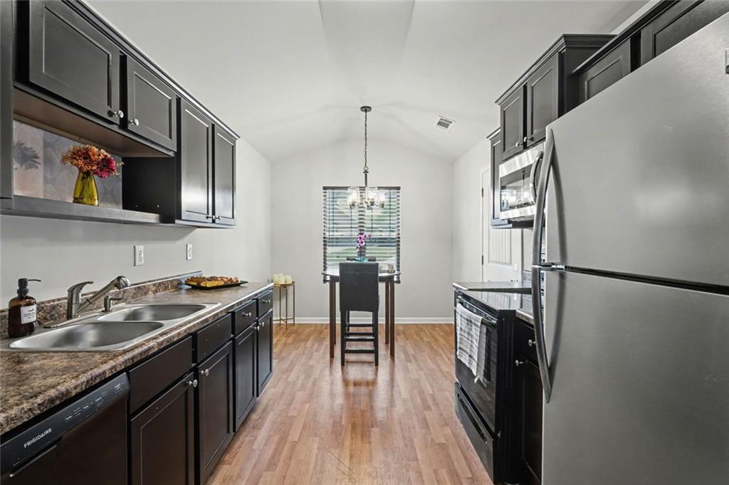 2362 Glebe Court Hampton, GA 30228 - Photo 21 of 35