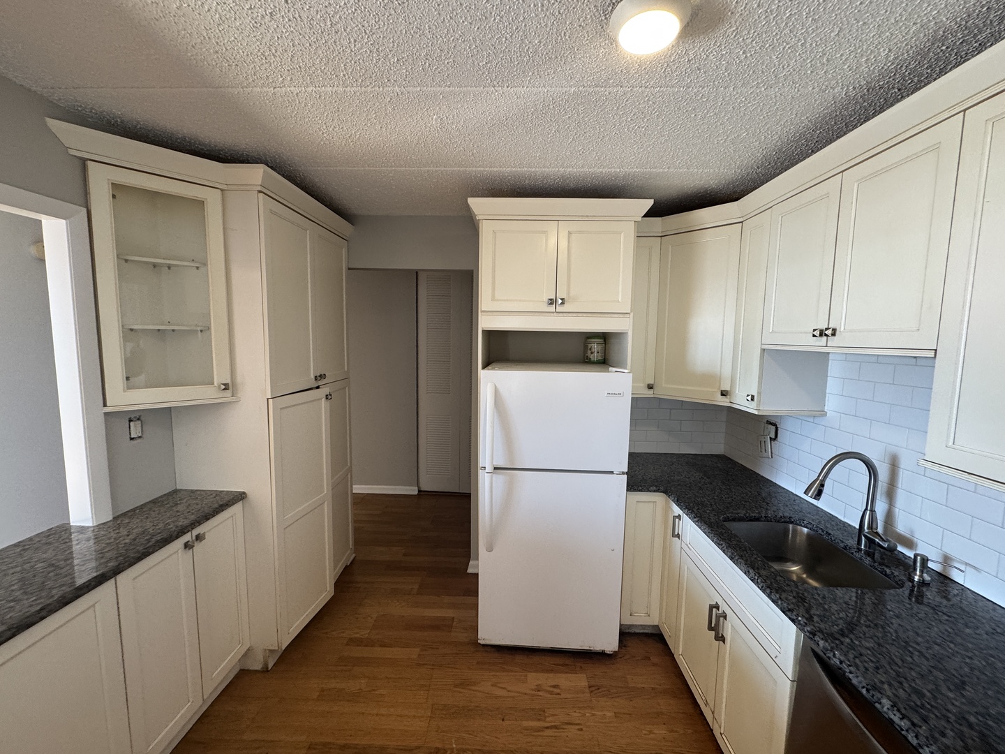 9128 West Terrace Drive, Unit 3M Niles, IL 60714 - Photo 7 of 21