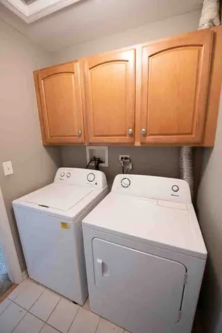 $280,000 | 2245 Hillsboro Court, Aurora, IL 60503