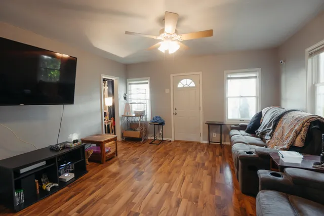 $159,900 | 335 West 9th Street, Fond du Lac, WI 54935