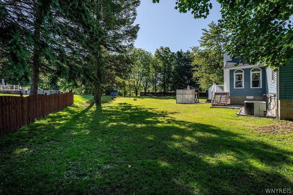 13670 Martin Road Akron, NY 14001 - Photo 43 of 49