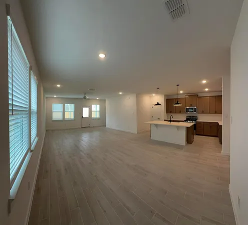 $2,998 | 4727 Bay Vista Drive, Baytown, TX 77523